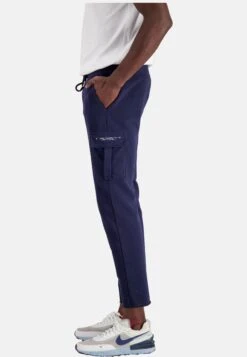 Trainingsbroek - Navy 11 Trainingsbroek - Navy -Jack and Jones Verkoopwinkel fb5784370c884d12811d70261c25cc2b