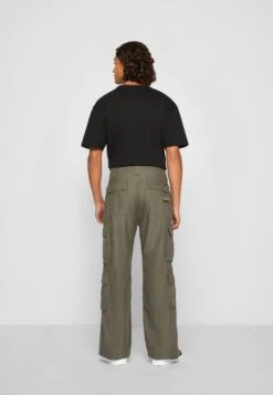 Brandit Pure Vintage - Cargobroek - Olive 12 Brandit Pure Vintage - Cargobroek - Olive -Jack and Jones Verkoopwinkel fd550e6b9bd9453fa3cb8e8379ae608d