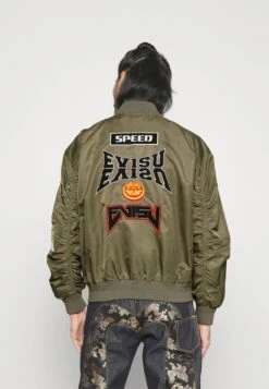 Evisu Kamon Jacket - Bomberjacks - Dark Olive -Jack and Jones Verkoopwinkel fd9d02874c7e4aada897dfe7af1a3342