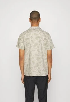 Pepe Jeans Casey - Overhemd - Ivory 10 Pepe Jeans Casey - Overhemd - Ivory -Jack and Jones Verkoopwinkel fe0d2c594d434a48a3acd49a18a6a345