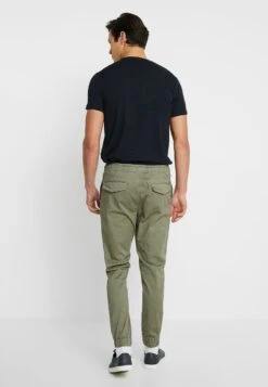Solid Sdslim - Broek - Dusty Oliv -Jack and Jones Verkoopwinkel fe5bf330783647aa87d610d514cb66e7